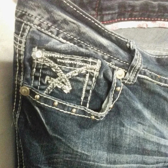 Jeans - Picture 6 of 11